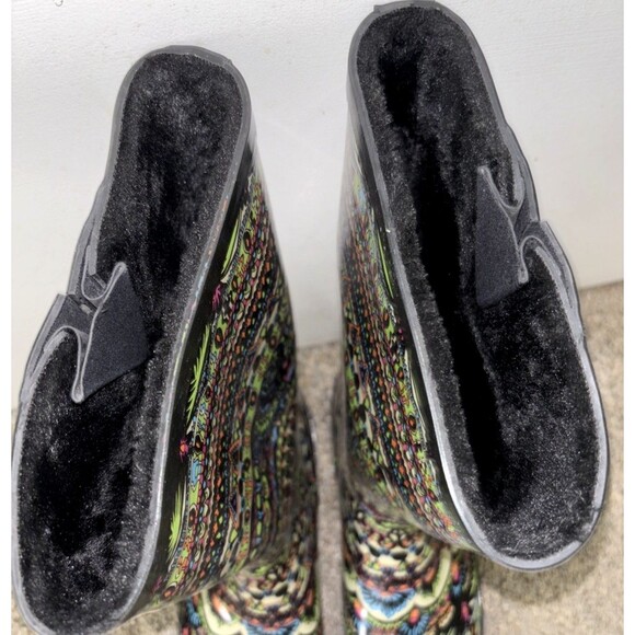 Women's SAKROOTS Rhythm Tall Rubber Rain Boots-Faux Fur Lining-Colorful-8M PEACE - Picture 2 of 4